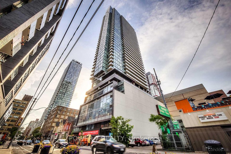 290 Adelaide