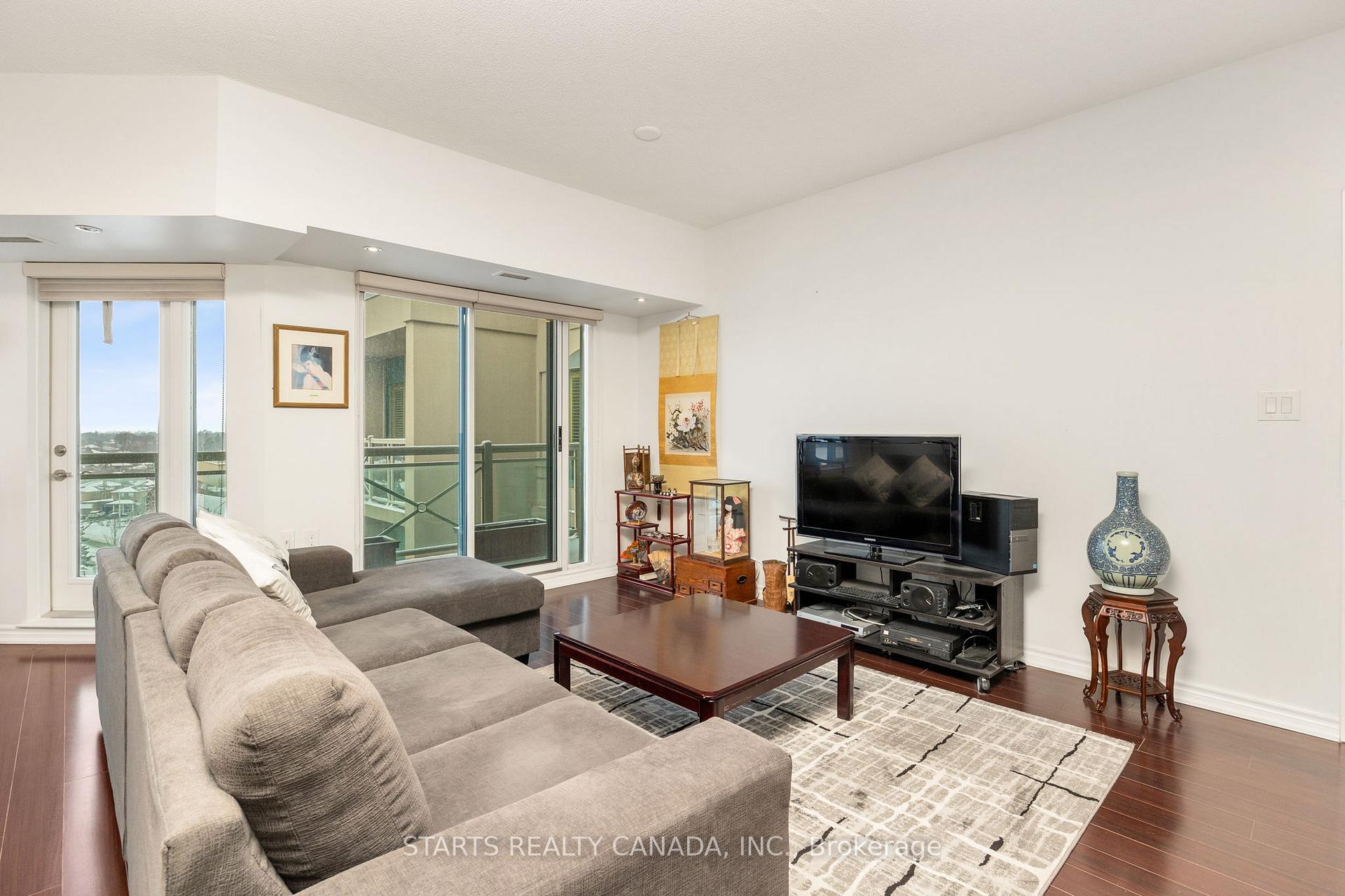 2 Bedrooms Condo at 920 Sheppard,  Toronto For sale