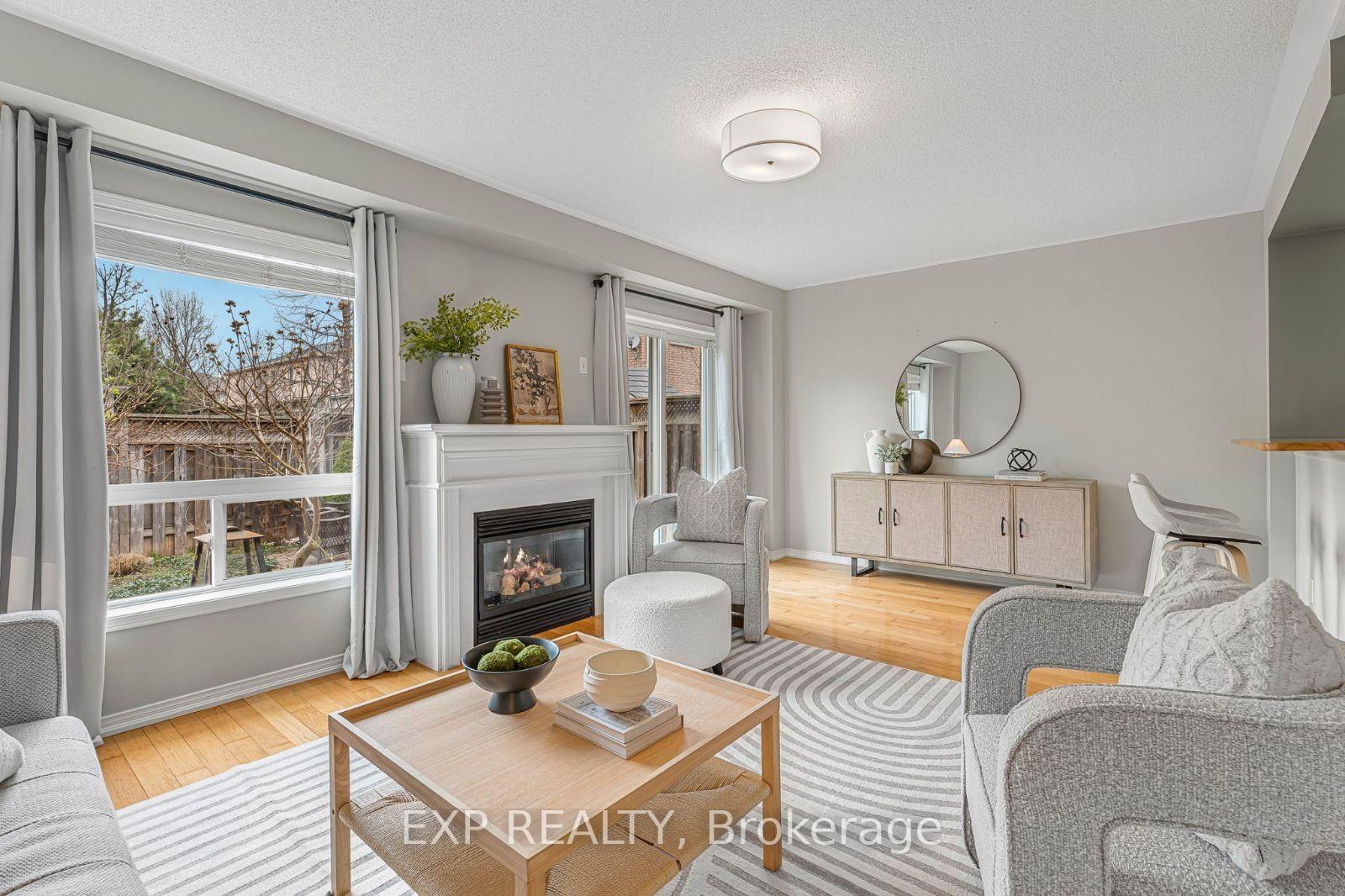 3 Bedrooms Condo at 1489 Heritage, Oakville For sale