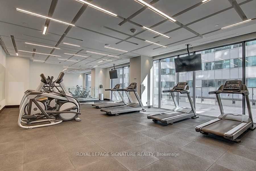 87 Peter Street, #2906