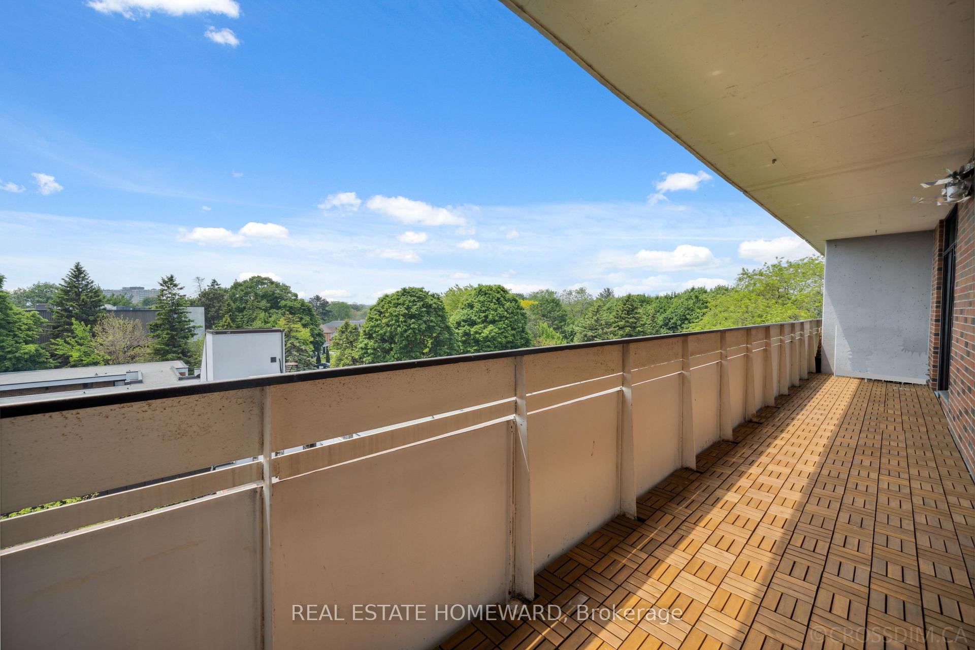 2 Bedrooms Co-op at 50 Old Kingston, Toronto For sale