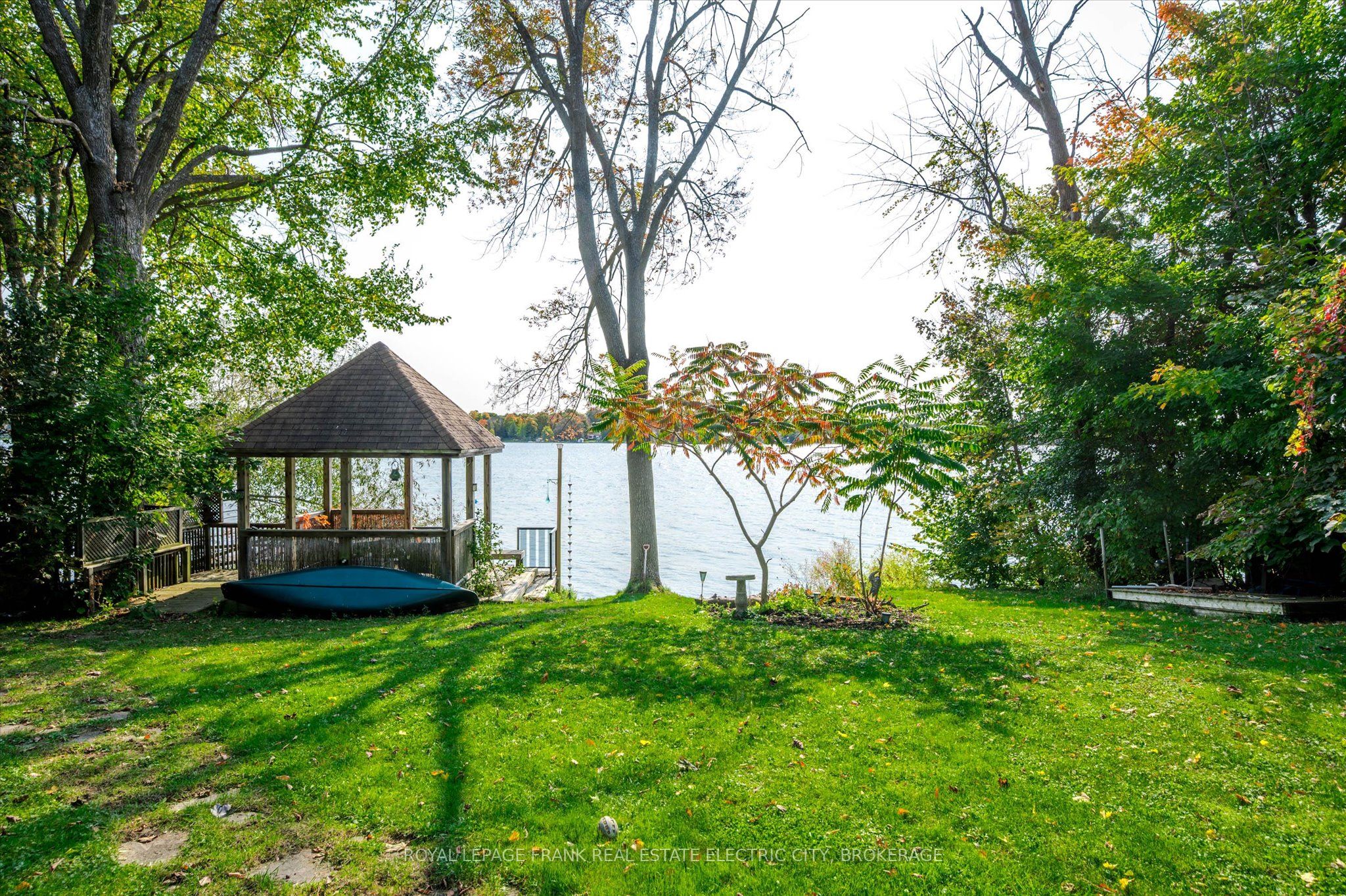 99 Lakeside Drive