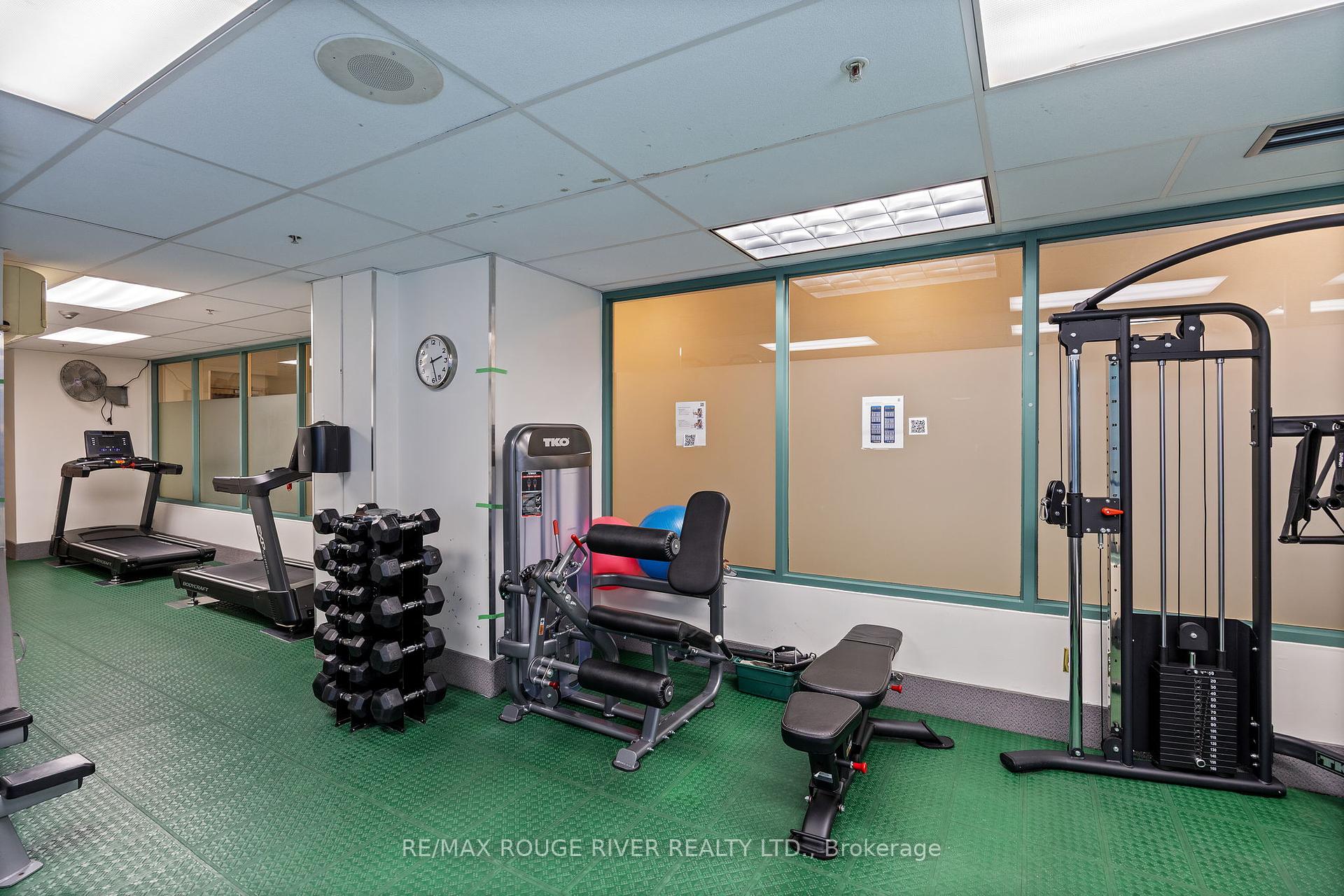 3 Bedrooms Condo at 101 Subway, Toronto For sale