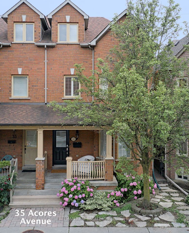 35 Acores Avenue