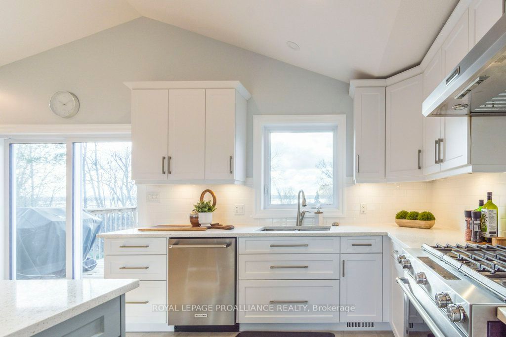 1647 Lakeside Drive, Prince Edward County, ON K0K 1T0