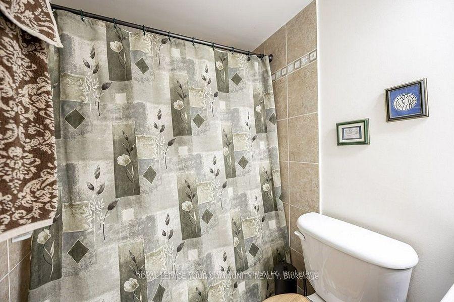 4 Bedrooms Condo at 133 Torresdale, Toronto For sale
