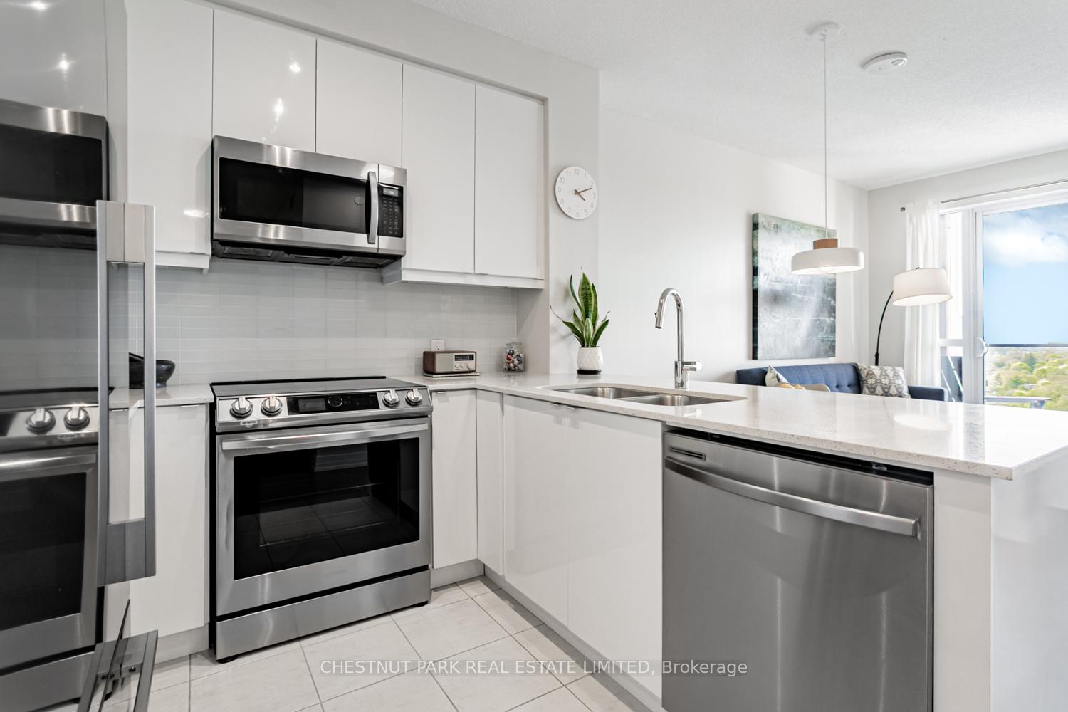 2 Bedrooms Condo at 50 Thomas Riley, Toronto For sale