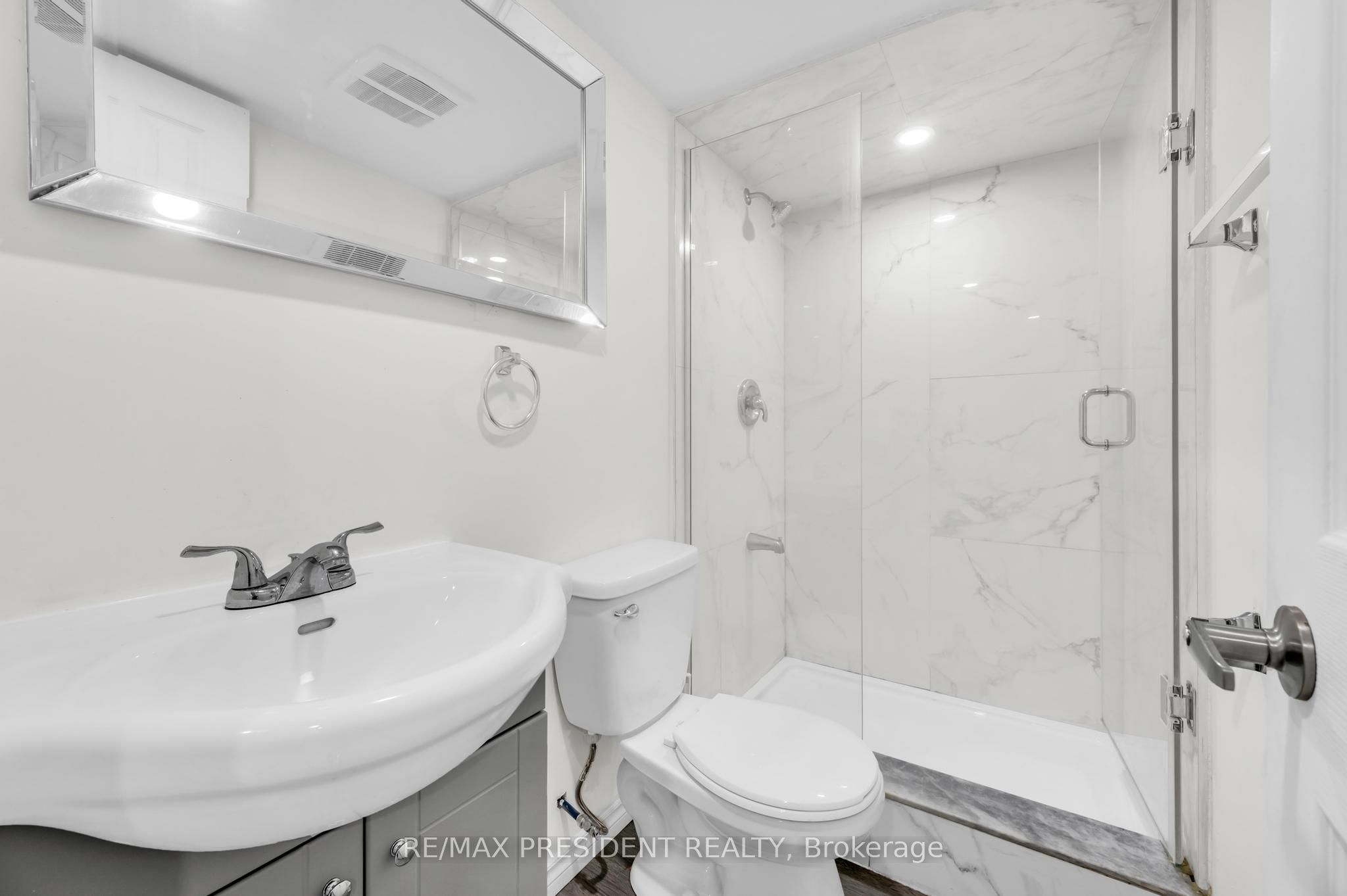 10 Callahan Court