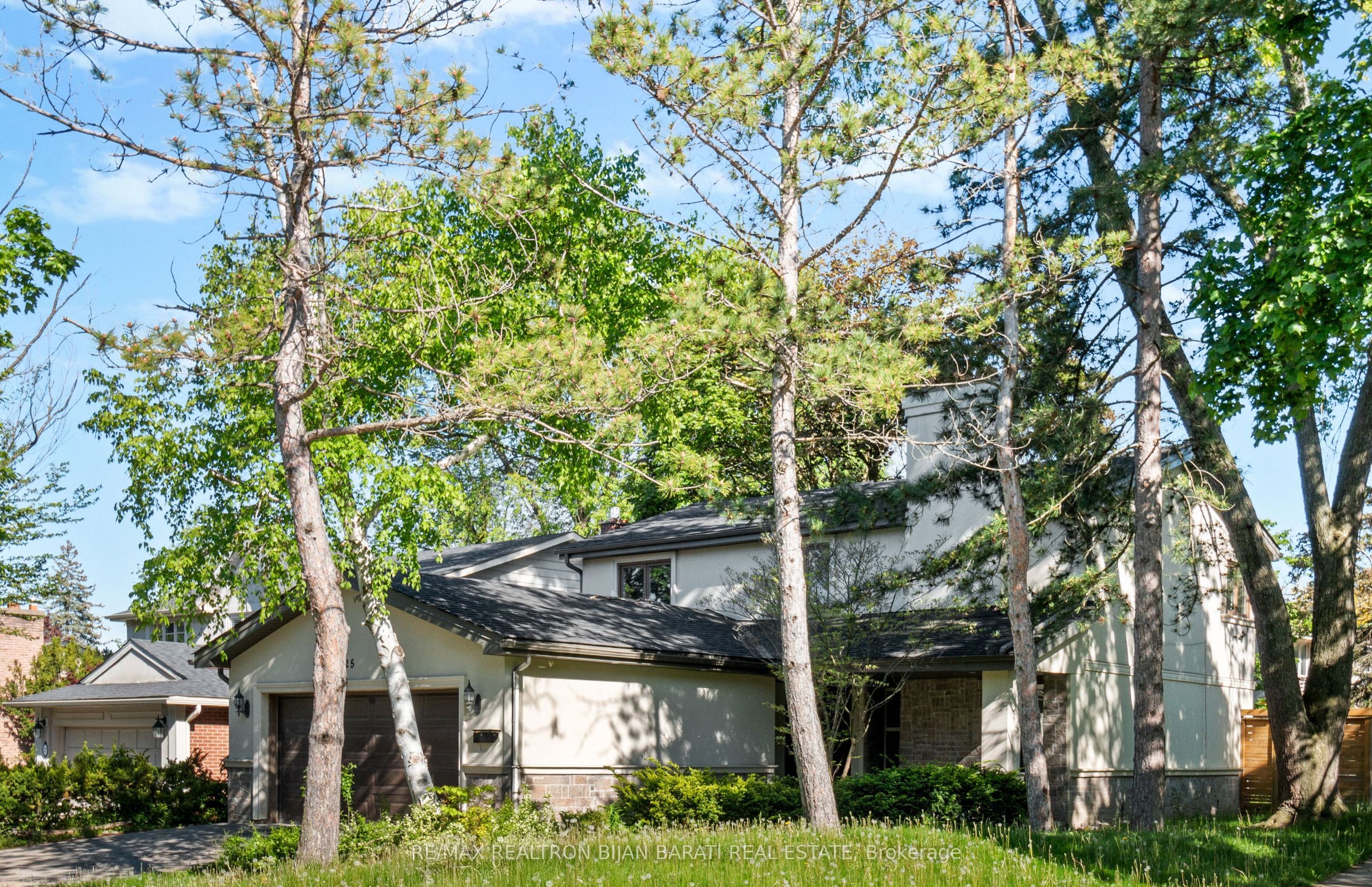 25 Bamboo Grove