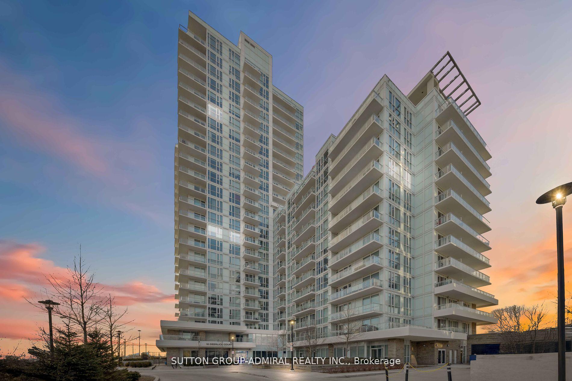 2 Bedrooms Condo at 10 Deerlick, Toronto For sale