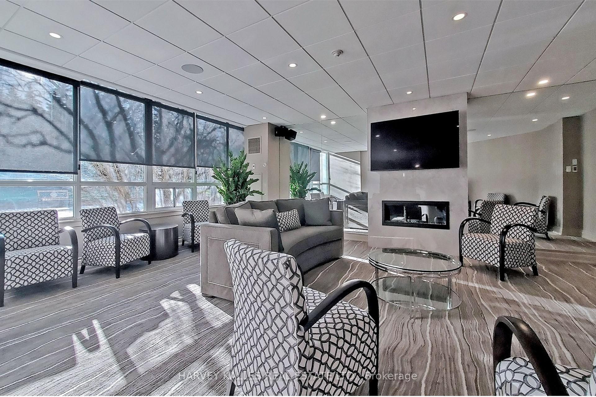 7250 Yonge Street 804
