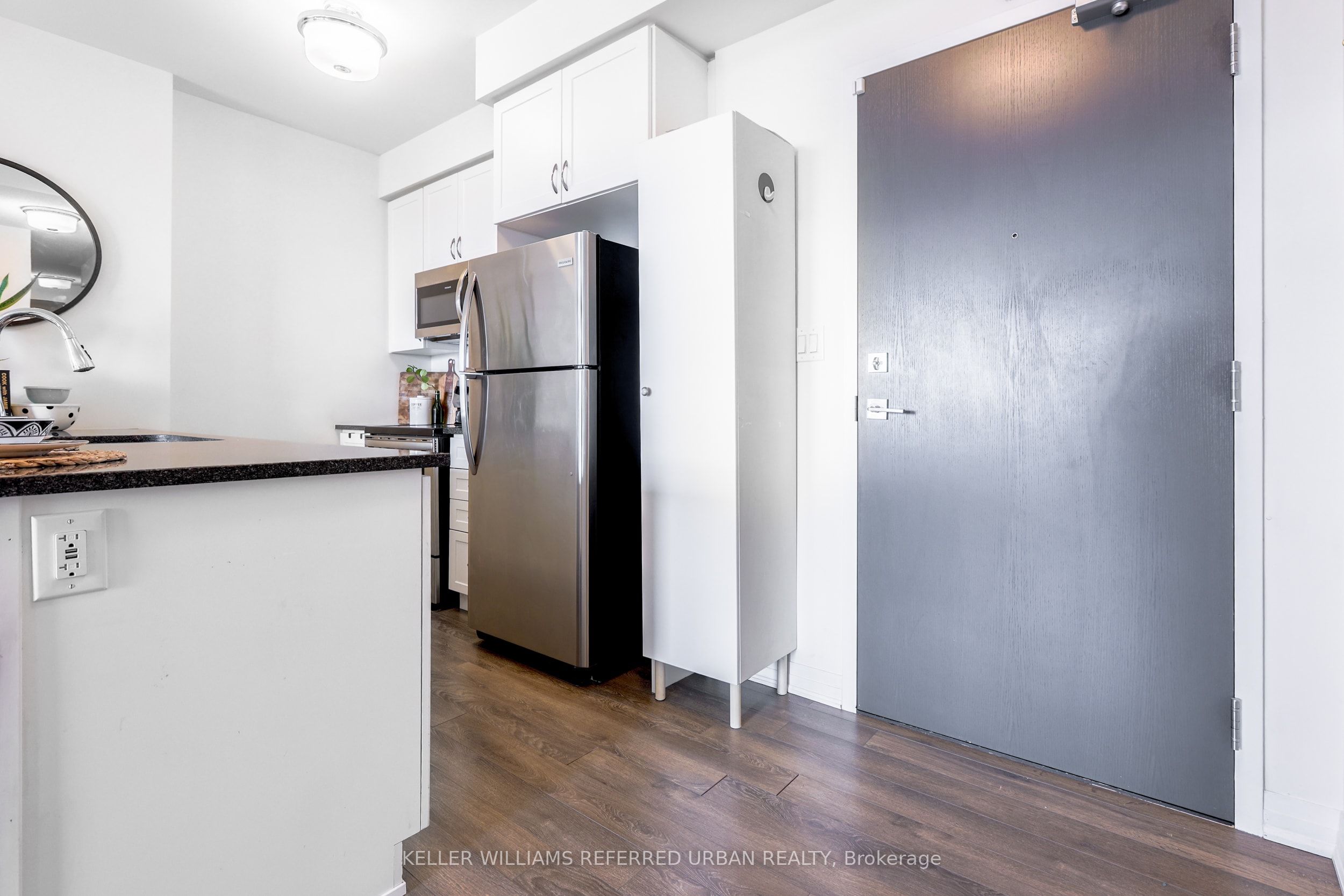2 Adam Sellers Street, #206