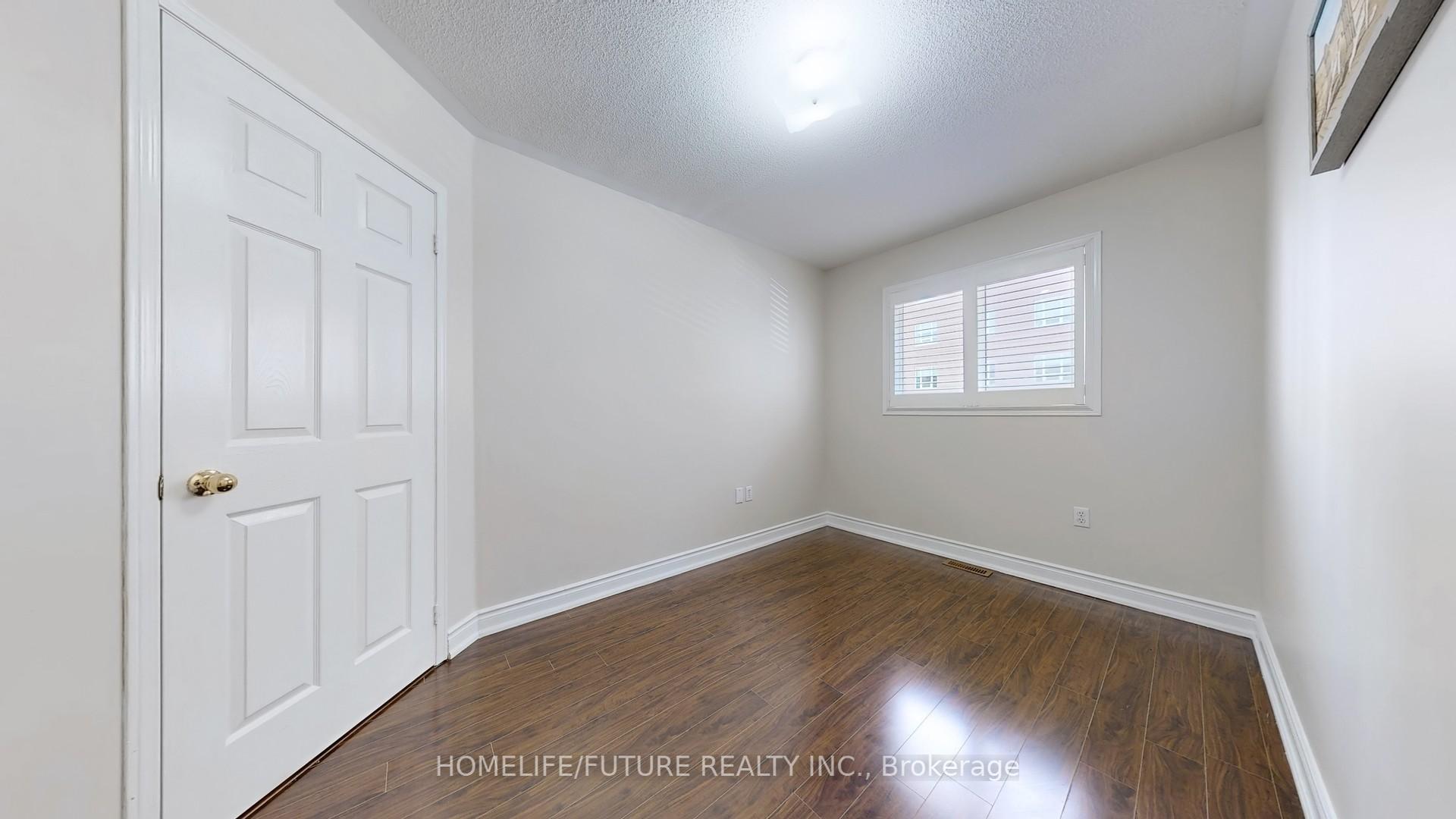 3 Bedrooms Condo at 435 Middlefield, Toronto For sale