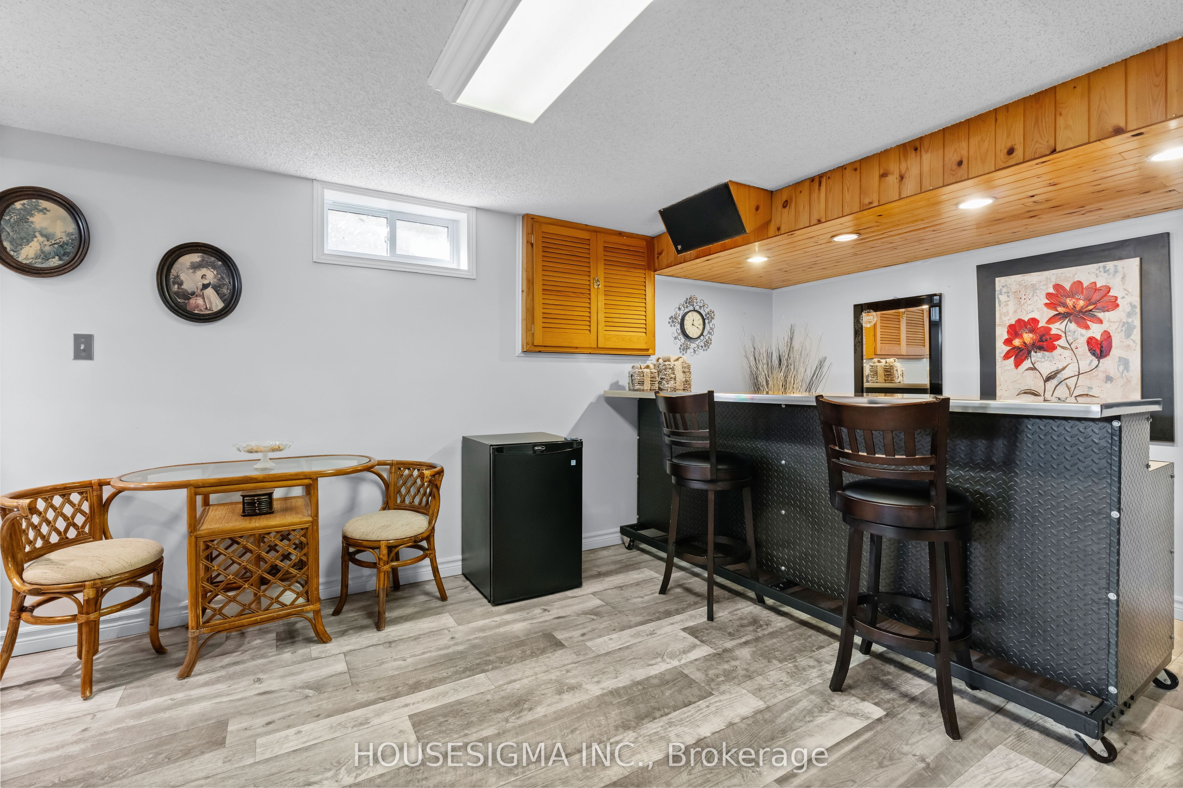 19 Dalewood Drive, St. Thomas St. Thomas