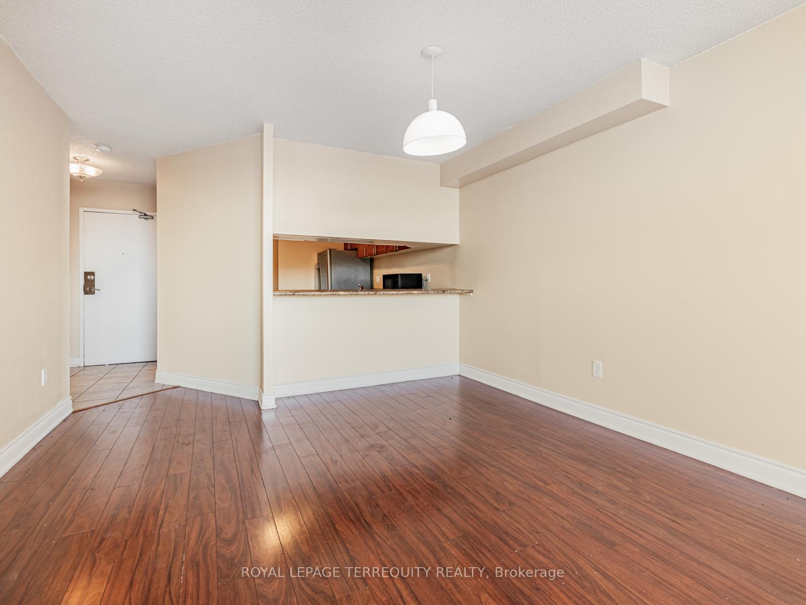 3 Bedrooms Condo at 234 Albion, Toronto For sale
