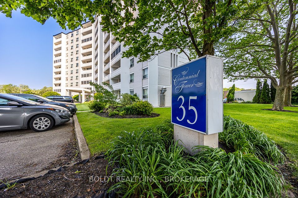 #105 - 35 Towering Heights Boulevard, St. Catharines, ON L2T 3G8