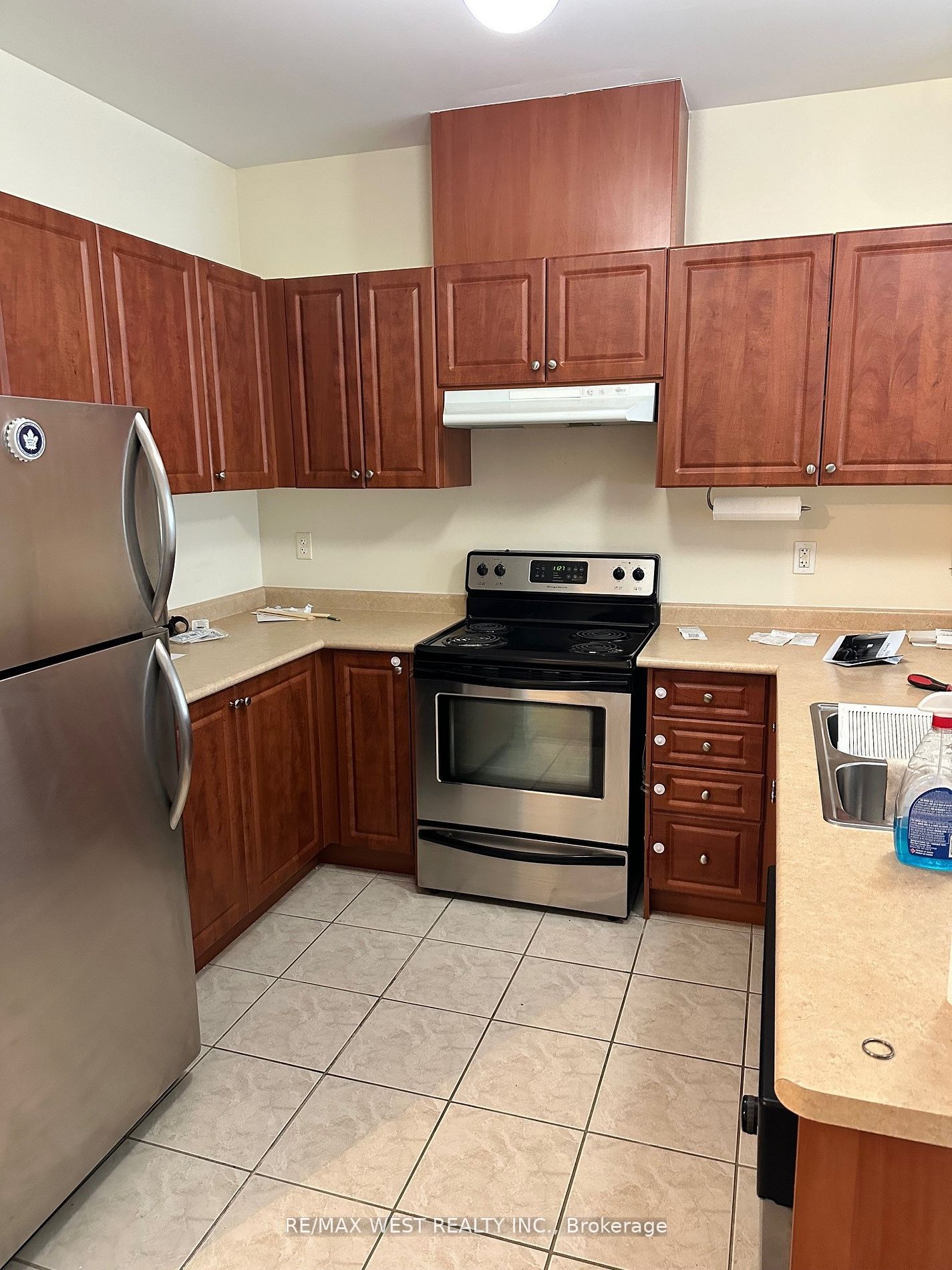 9441 Jane Street, #211