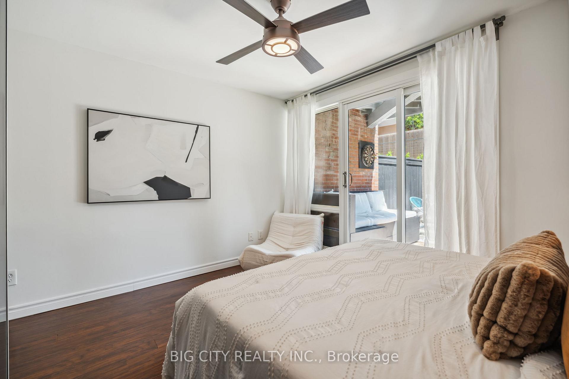 1 Bedroom Condo at 570 Wellington, Toronto For sale