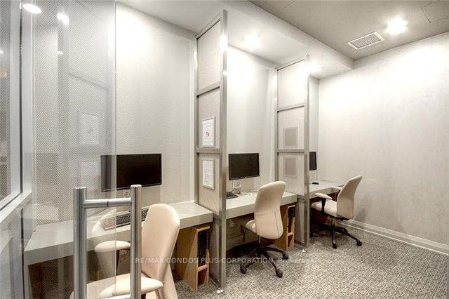 2 Bedrooms Condo at 763 Bay, Toronto For sale