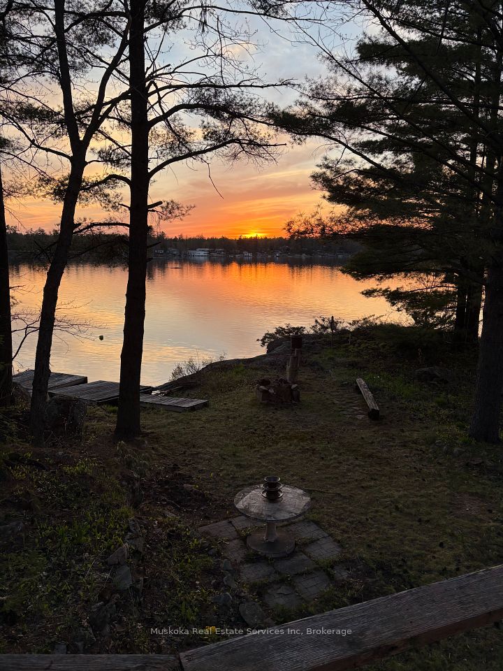 1187 Kahshe Lake