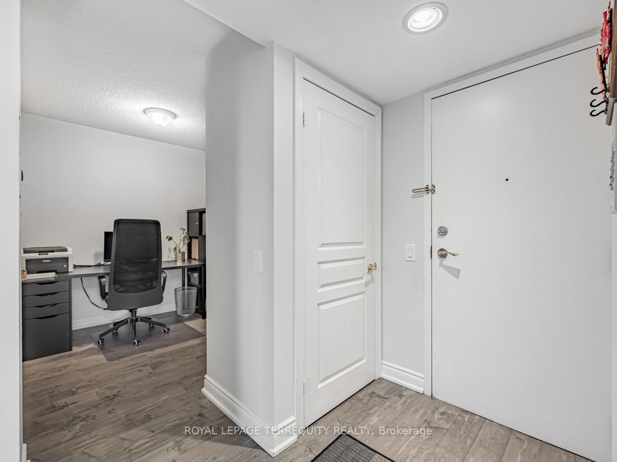 #1719 - 15 Northtown Way, Toronto, ON M2N 7A2