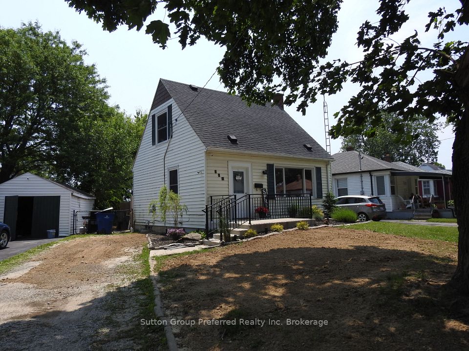 116 Sunnyside Avenue