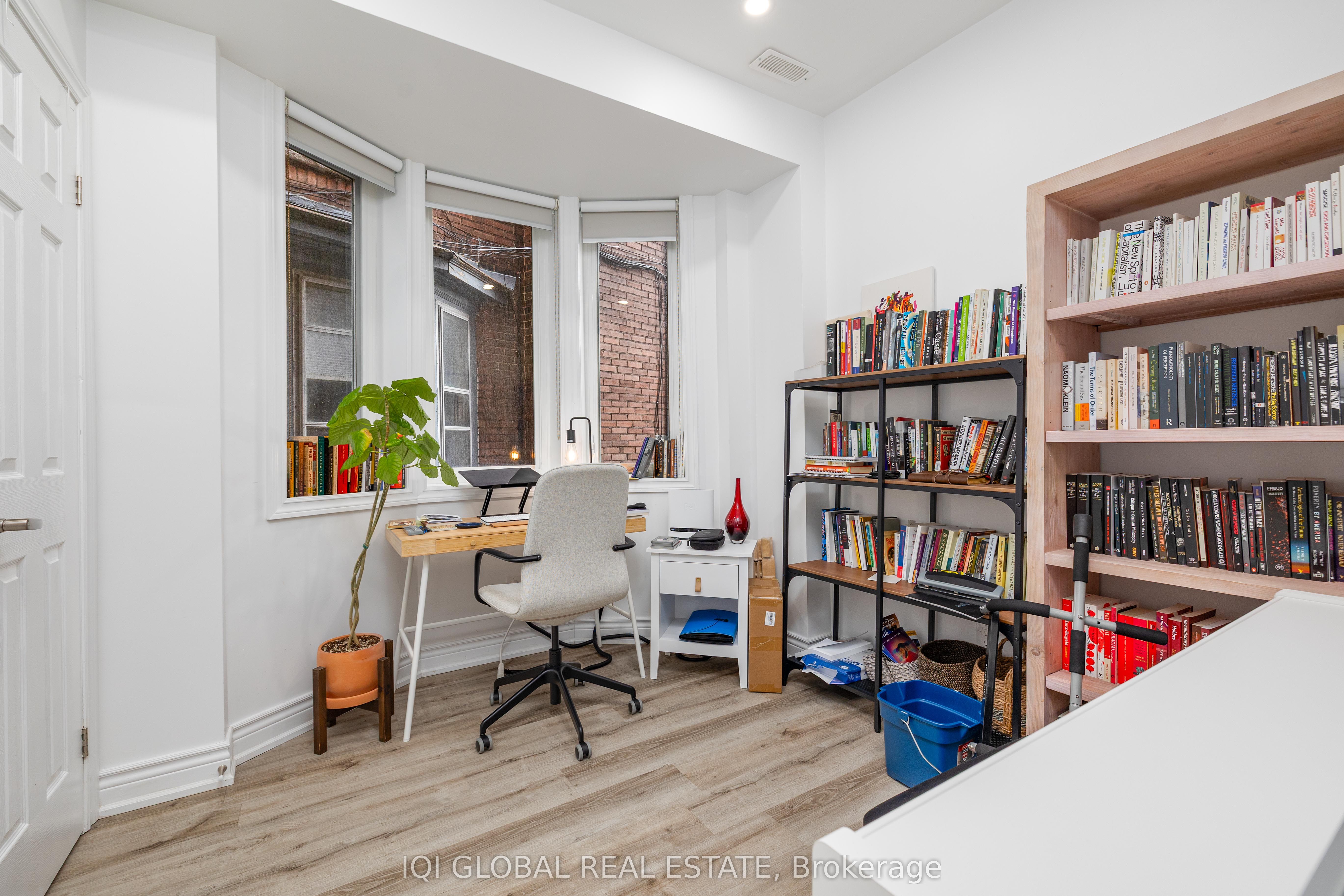 12 Rusholme Park Crescent, #Main