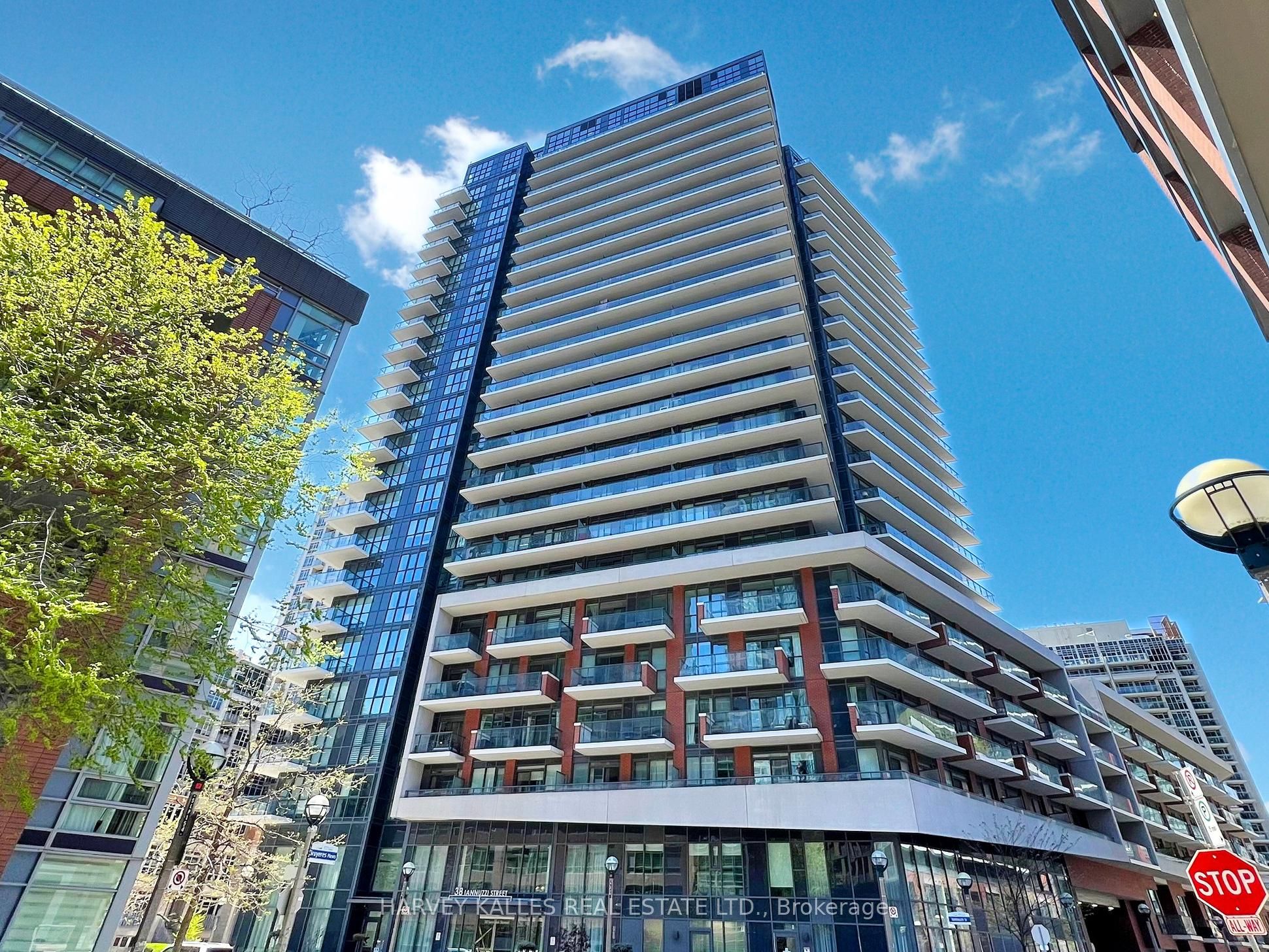 38 Iannuzzi Street, #304