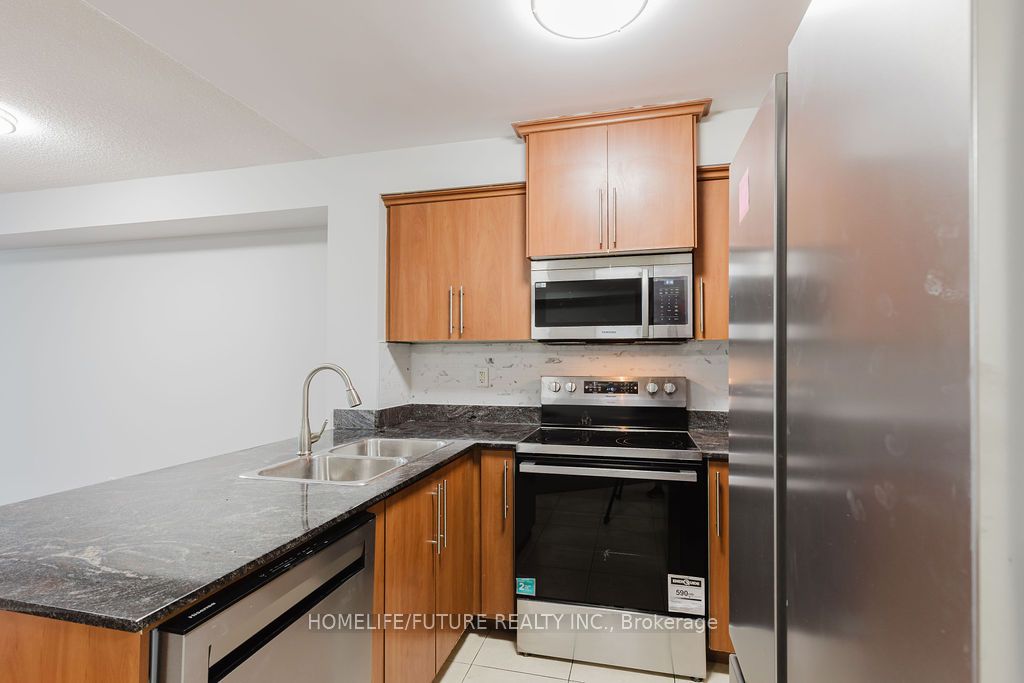 6 Rosebank Drive, #16G