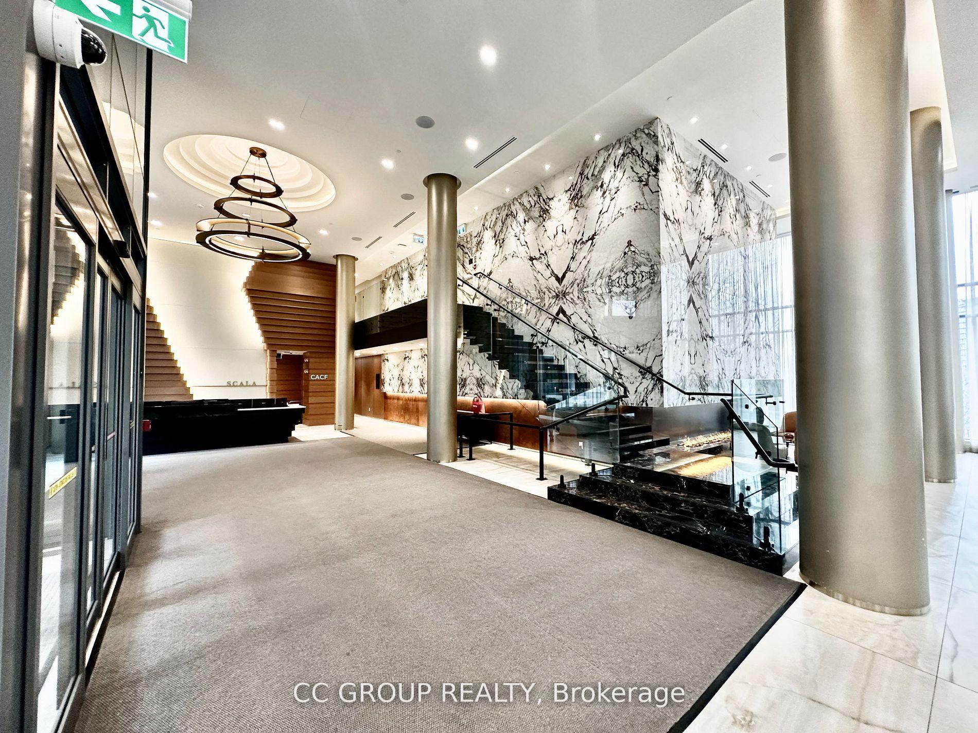 2 Bedrooms Condo at 25 Adra Grado, Toronto For sale