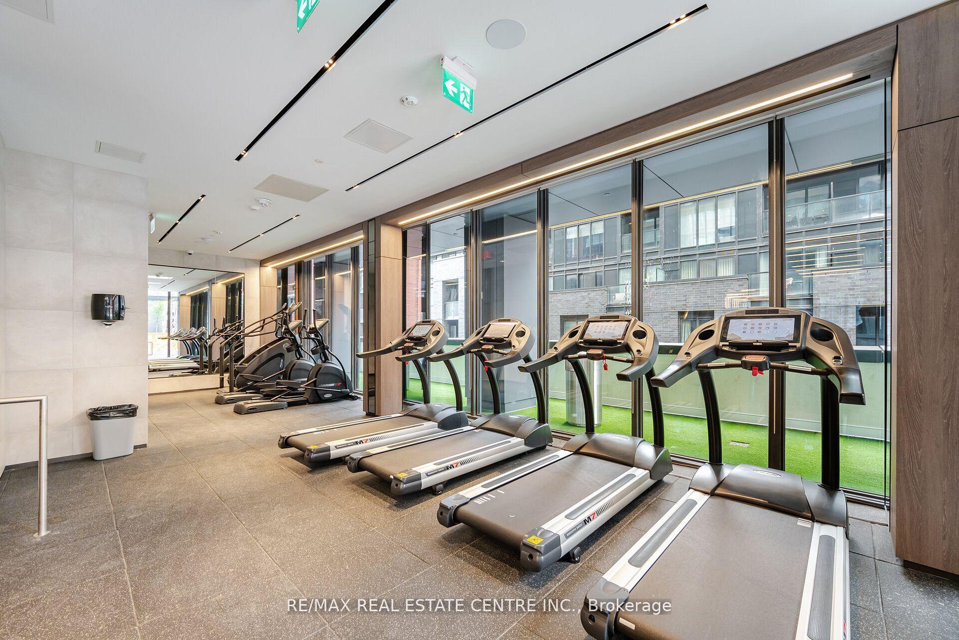 2 Bedrooms Condo at 55 Mercer,  Toronto For sale