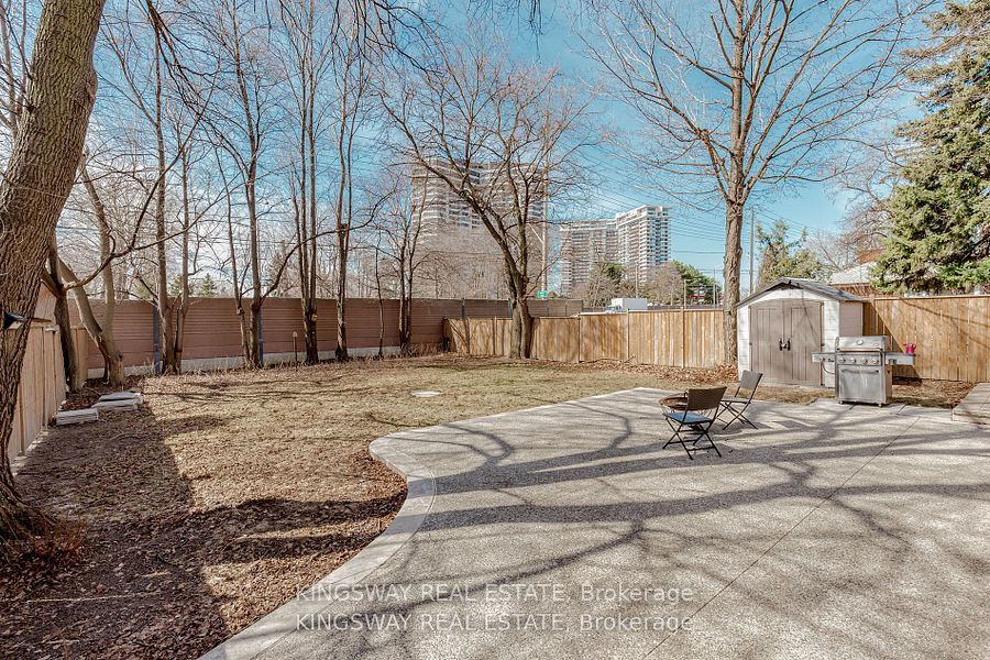 1395 Tyneburn Crescent