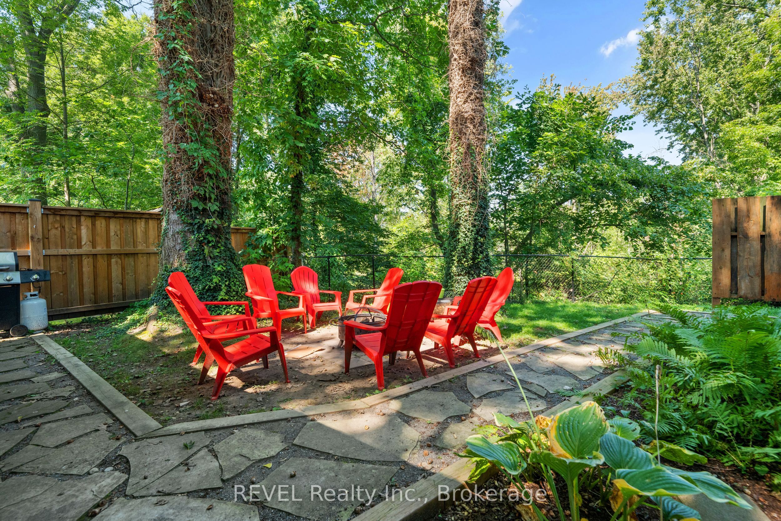 3606 Firelane 12