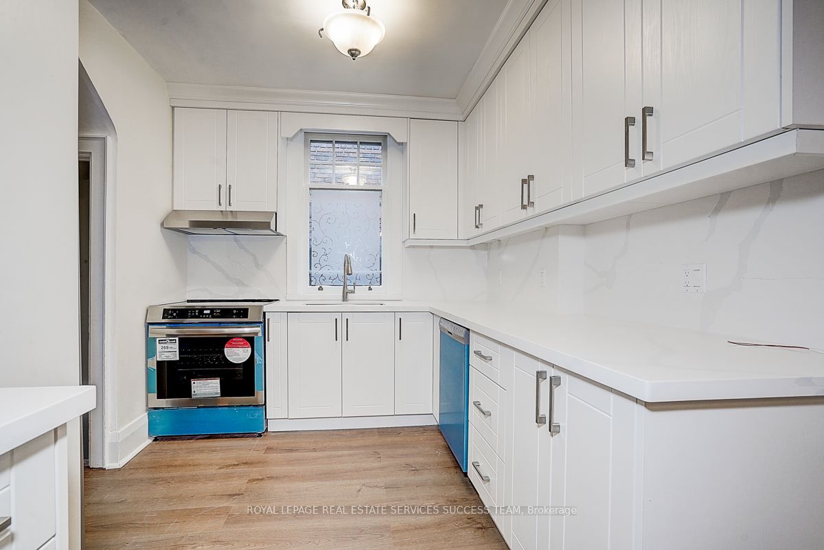 20 Chester Hill Road, #Main