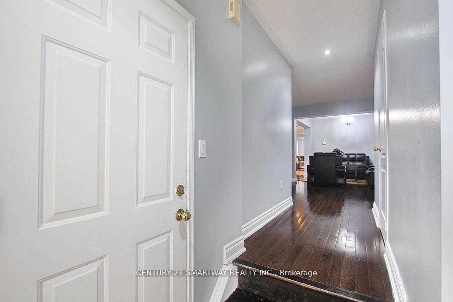 58 Feather Reed Way, Brampton, ON L6R 2Z9