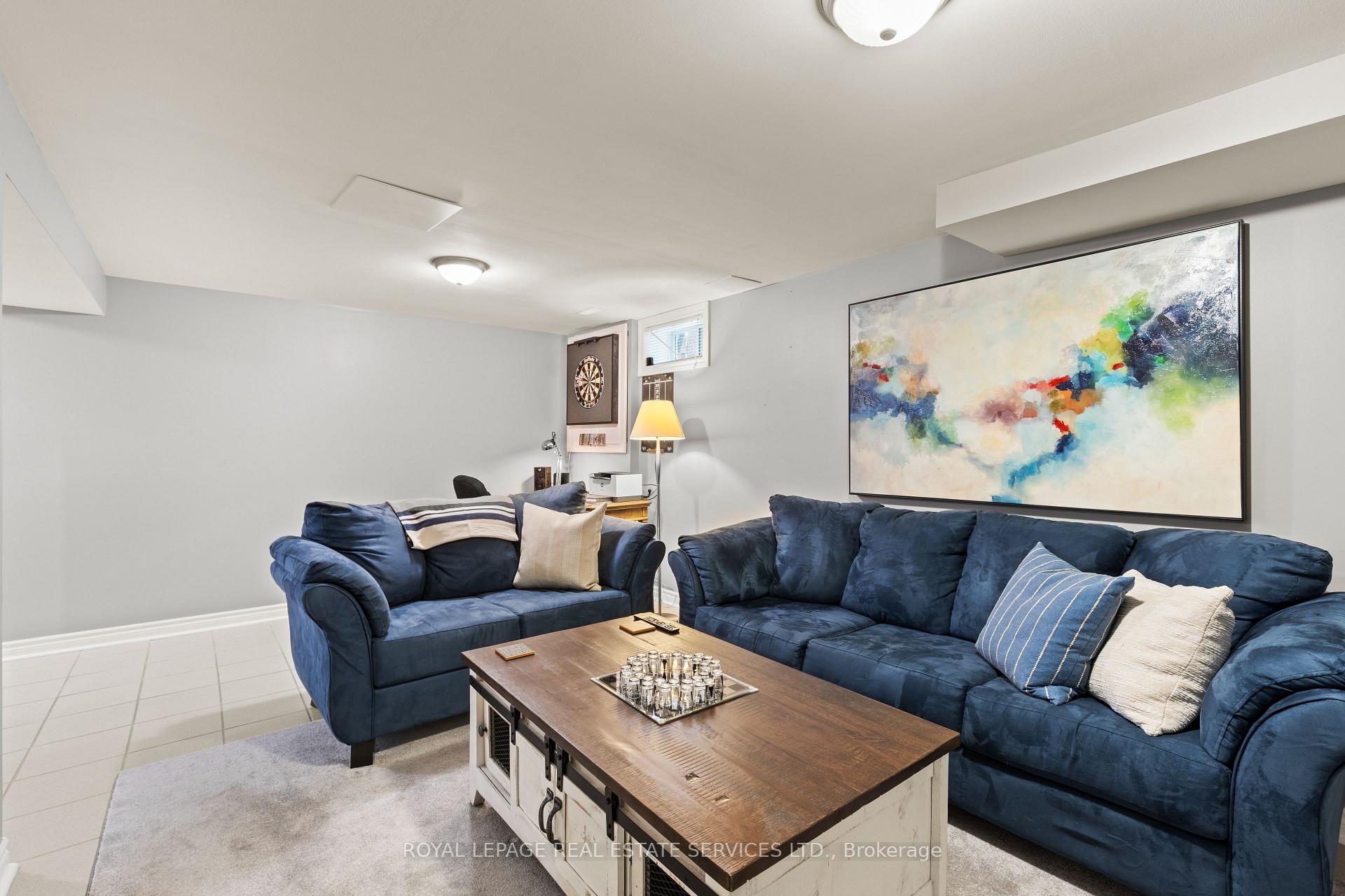3 Bedrooms Condo at 2065 Amherst Heights, Burlington For sale
