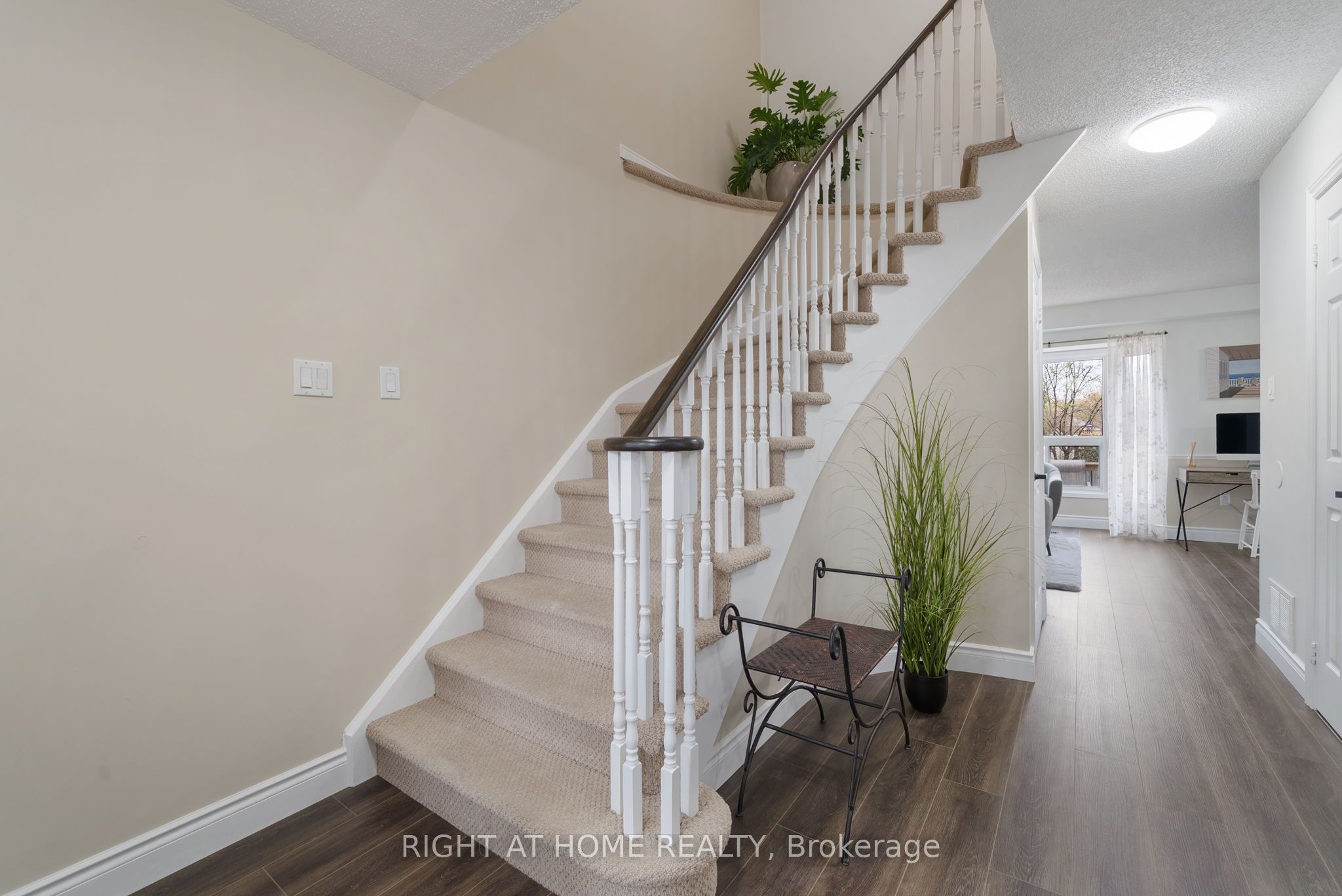 29 Fairmeadow Place, Whitby, ON L1N 8W6
