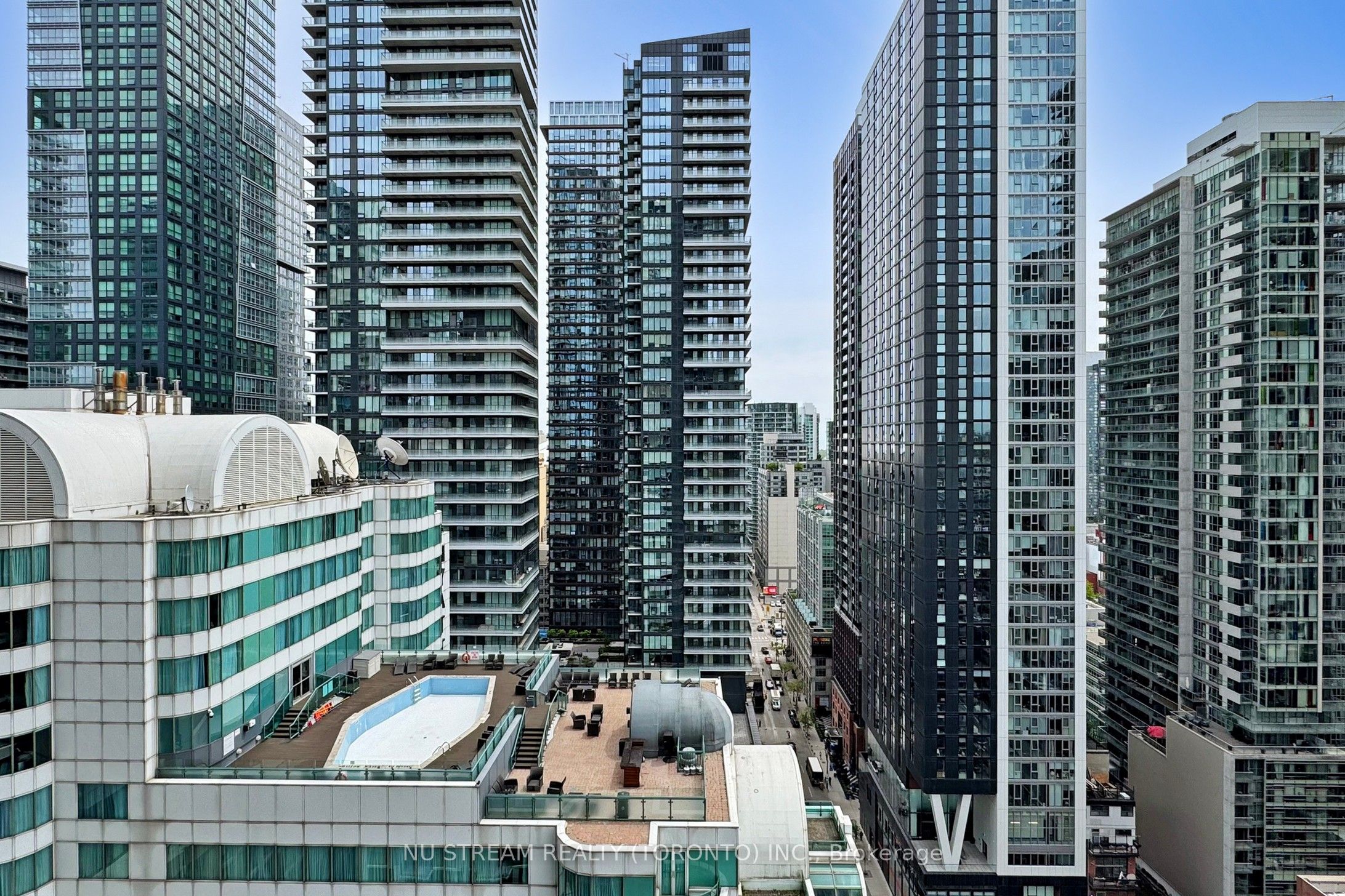 87 Peter Street, #2302
