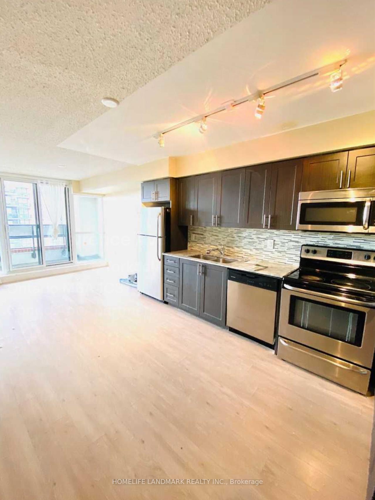 2 Bedrooms Condo at 800 Lawrence,  Toronto For sale