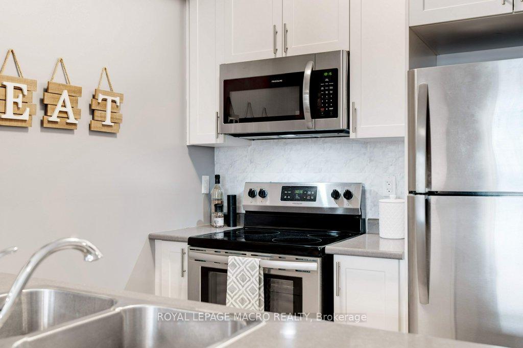 1 Bedroom Condo at 125 Shoreview,  Hamilton For sale