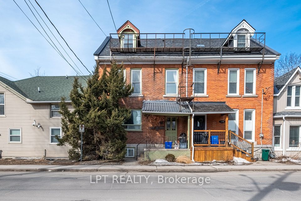 374 Barrie
