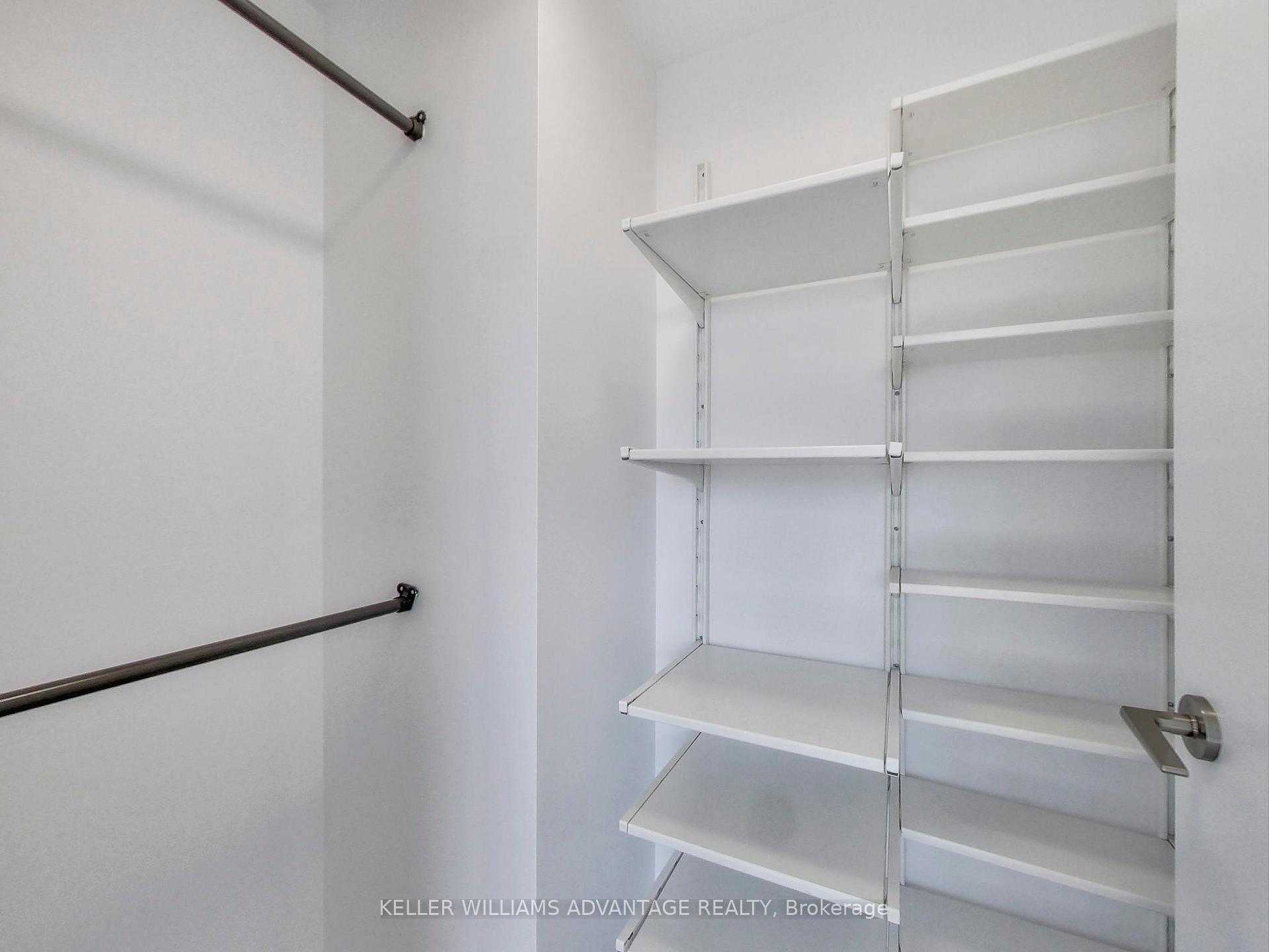 2 Bedrooms Condo at 2200 Lake Shore, Toronto For sale