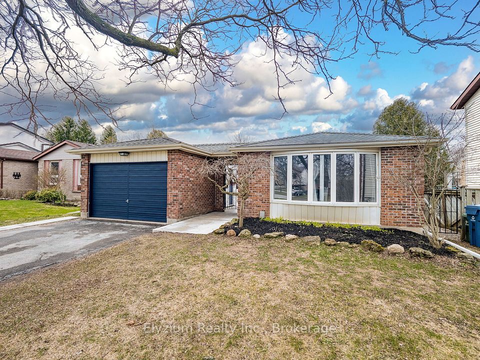 539 Kortright Road, Guelph, ON N1G 3J6