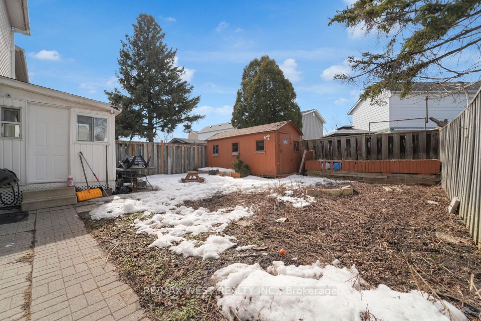 https://trreb-image.ampre.ca/gOW4DzRMHC8JHrasVFxwNy_cm7mRlKcOYxaqdcHjook/rs:fit:960:960/wm:.5:so:0:50:.4/wmsh:10/wmt:PHNwYW4gZm9yZWdyb3VuZD0nd2hpdGUnIGZvbnQ9JzY4Jz5SRS9NQVggV0VTVCBSRUFMVFkgSU5DLiwgQnJva2VyYWdlPC9zcGFuPg/L3RycmViL2xpc3RpbmdzLzQwLzkzLzY1LzMxL3AvMDljMGIwMTAtNTJkMC00NWM1LWJiYjMtZjUxNzIzMDk0ODhjLmpwZw.jpg