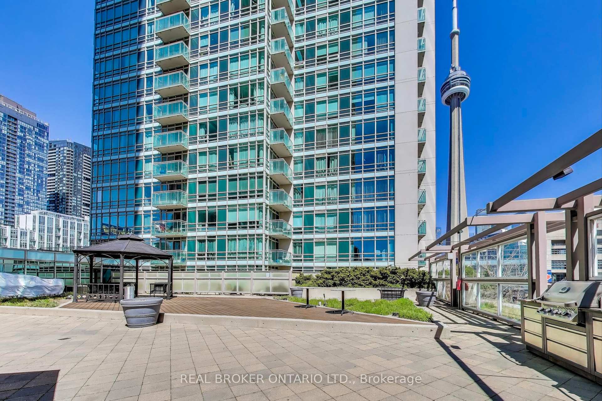 2 Bedrooms Condo at 397 Front, Toronto For sale