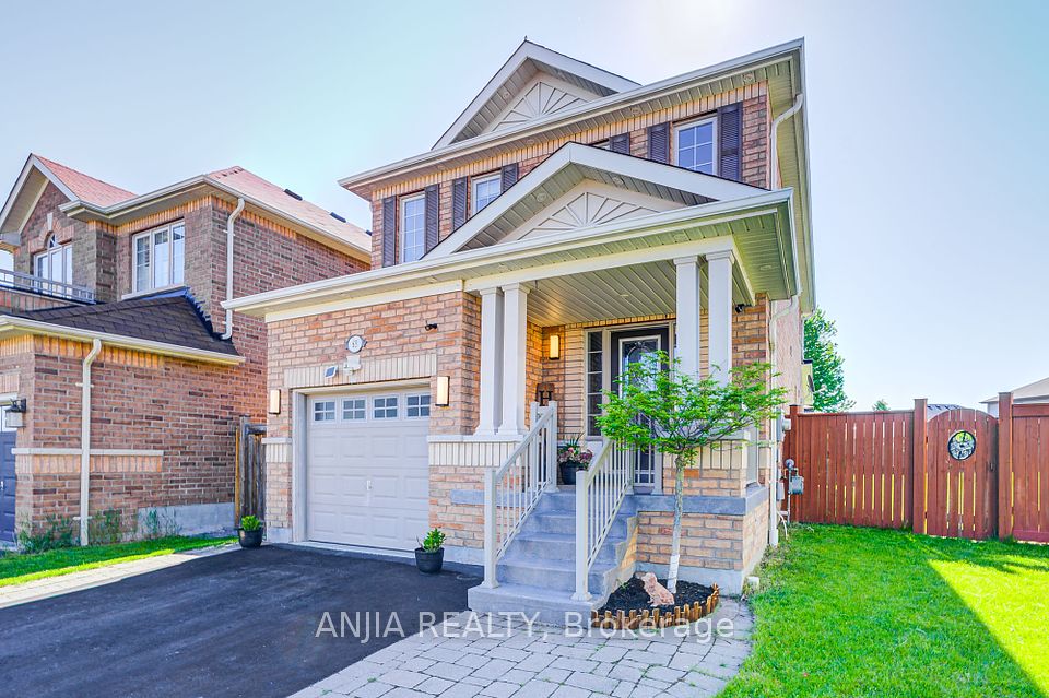 63 Brownridge Place, Whitby, ON L1P 1W2