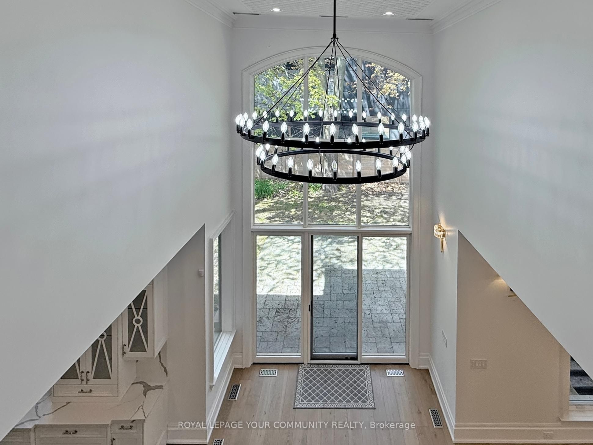 1257 Lakeshore Road W