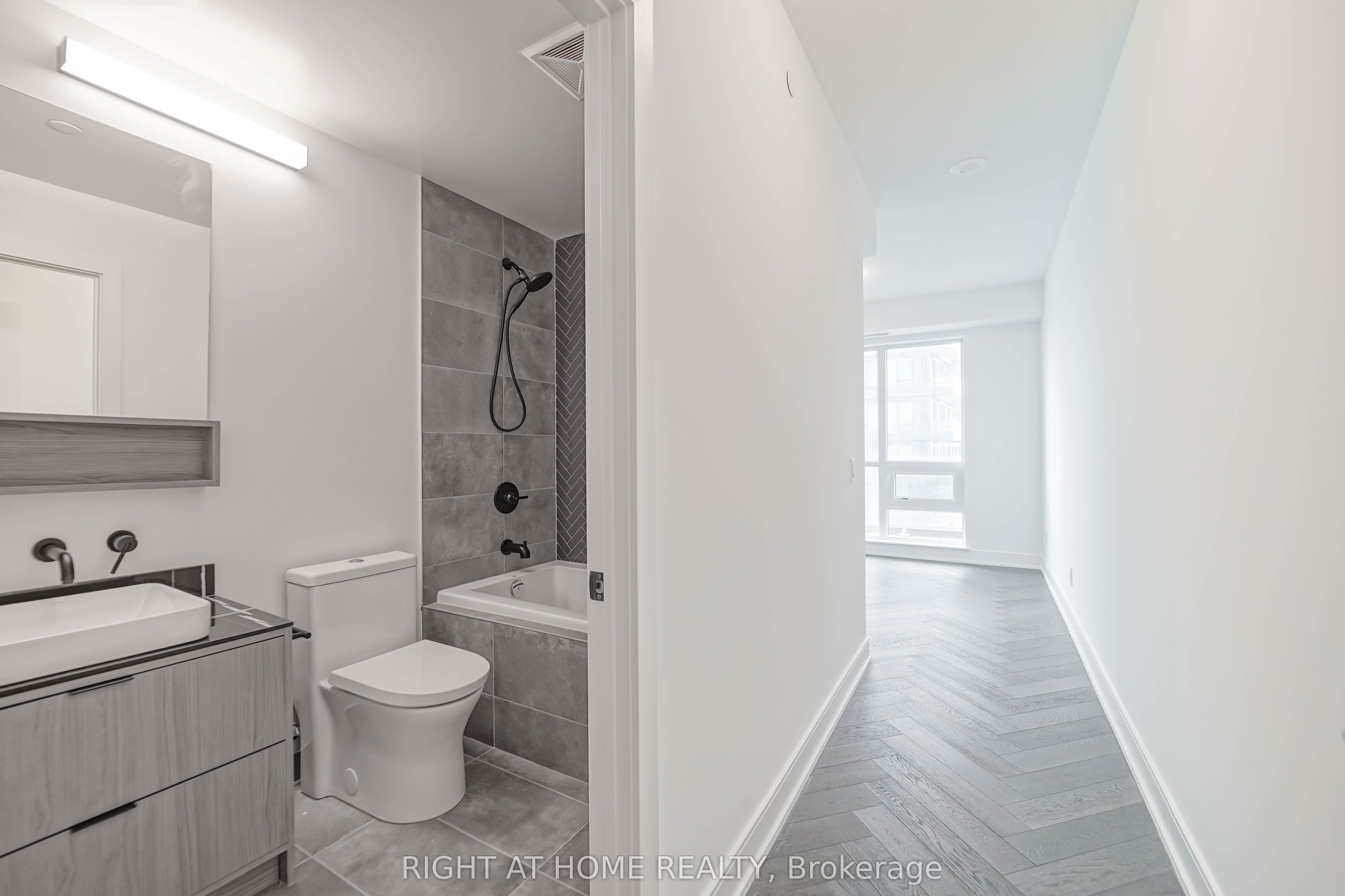 8888 Yonge Street, #1101