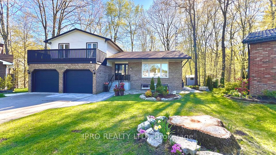6 Roselawn Court