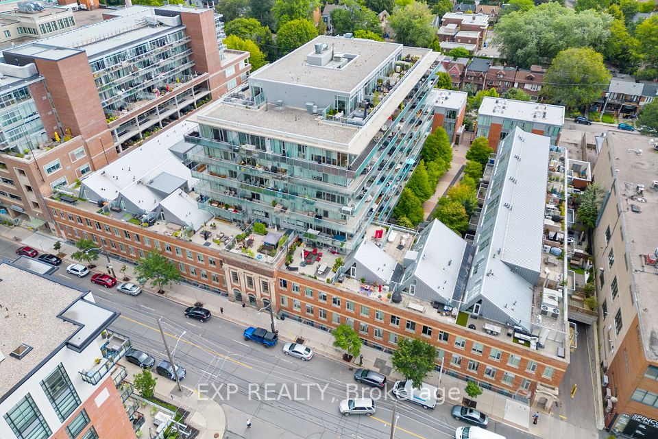 201 Carlaw